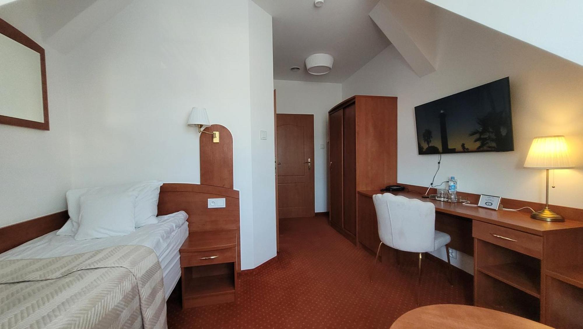 Hotel Maxim Kwidzyn Ngoại thất bức ảnh