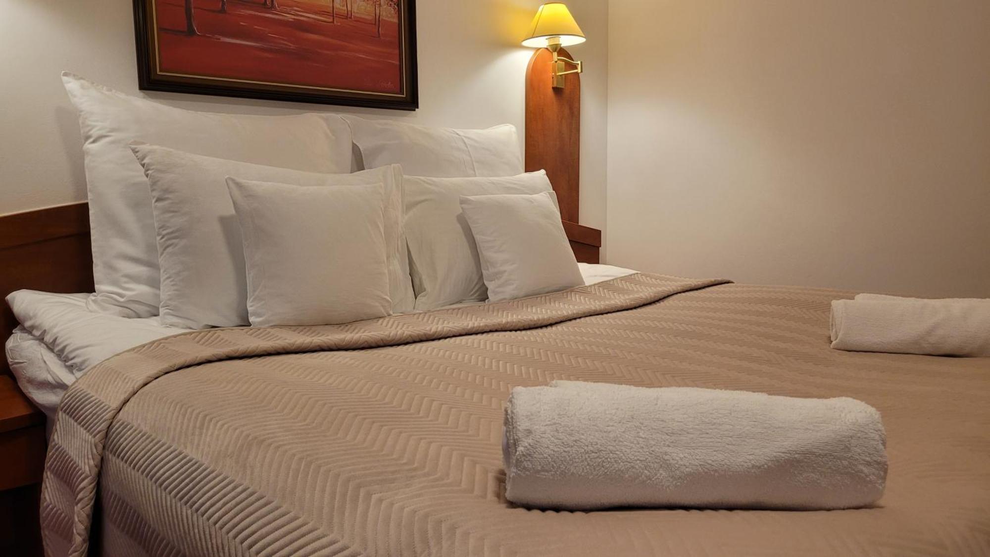 Hotel Maxim Kwidzyn Ngoại thất bức ảnh
