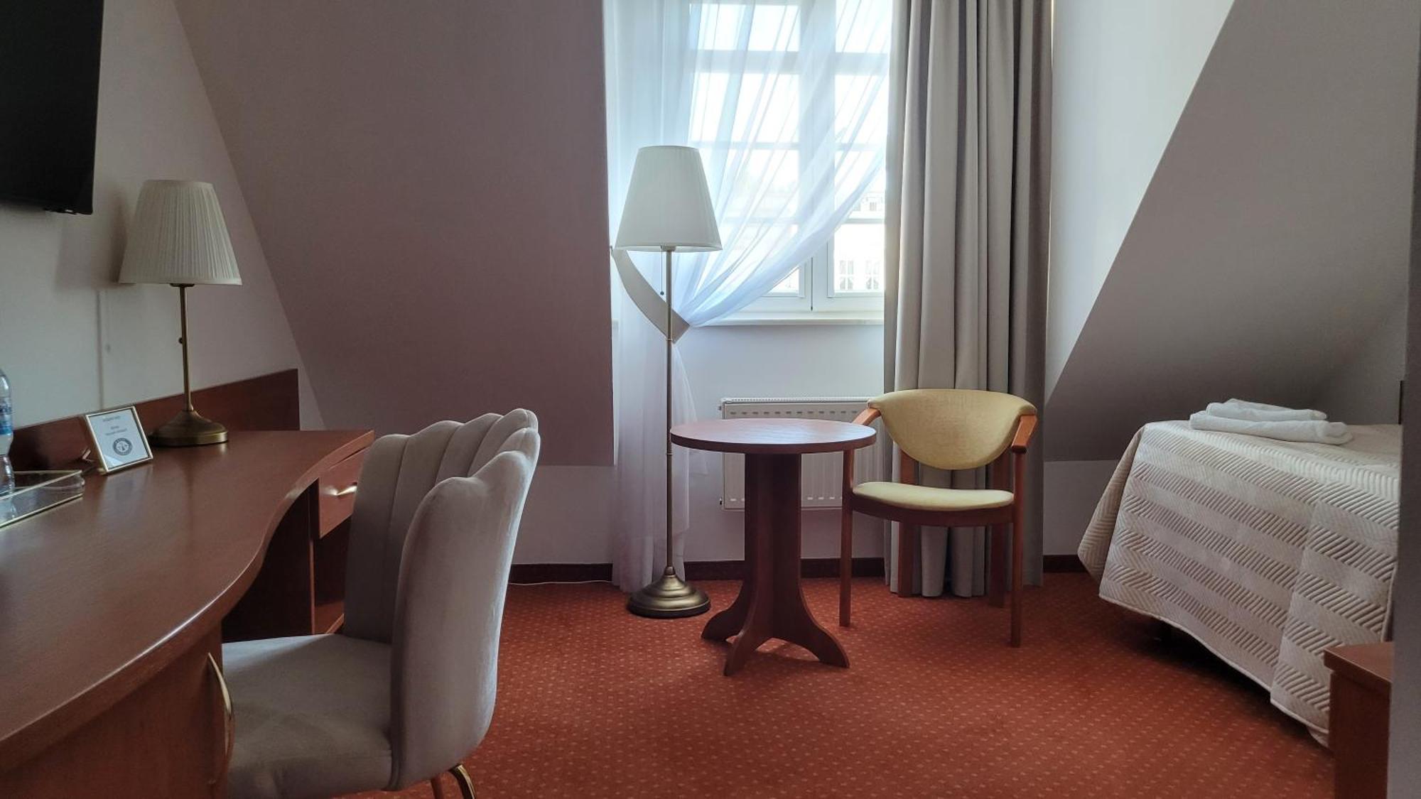 Hotel Maxim Kwidzyn Ngoại thất bức ảnh