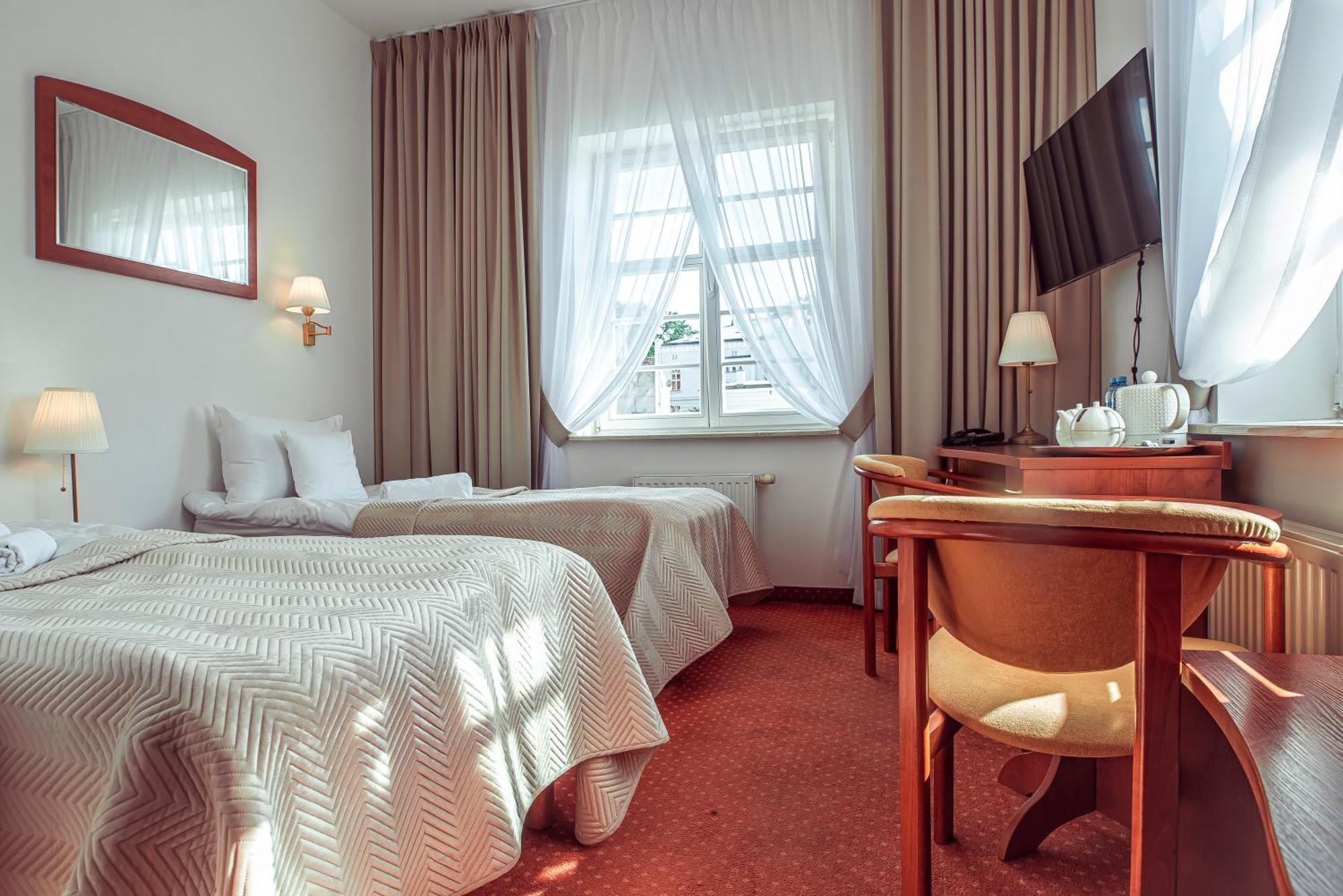 Hotel Maxim Kwidzyn Ngoại thất bức ảnh