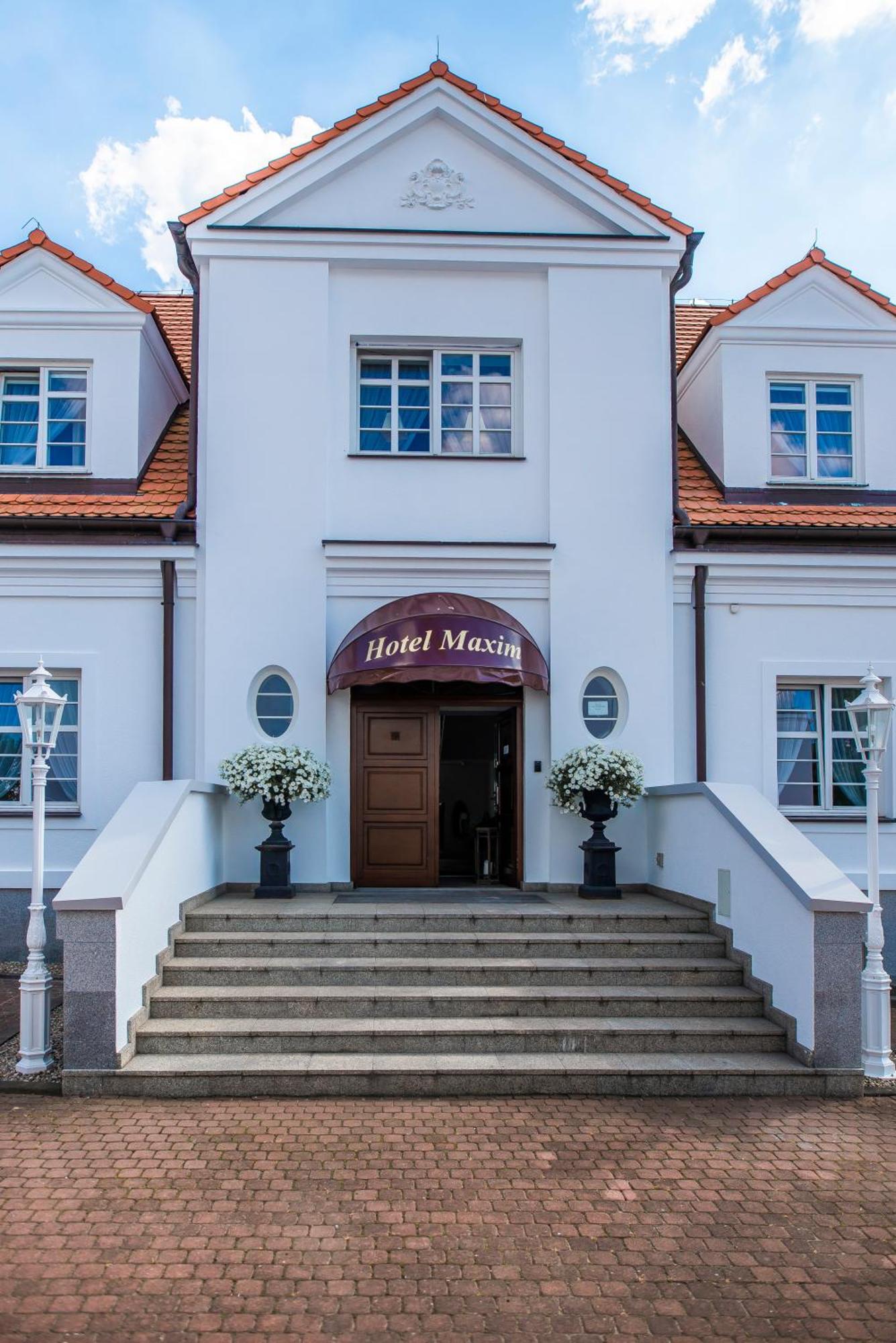Hotel Maxim Kwidzyn Ngoại thất bức ảnh